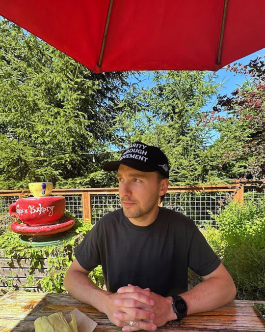 Find Clarity Through Movement Hat